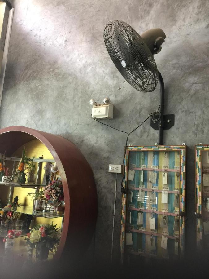Phangan Barsay Hostel Thongsala Zewnętrze zdjęcie