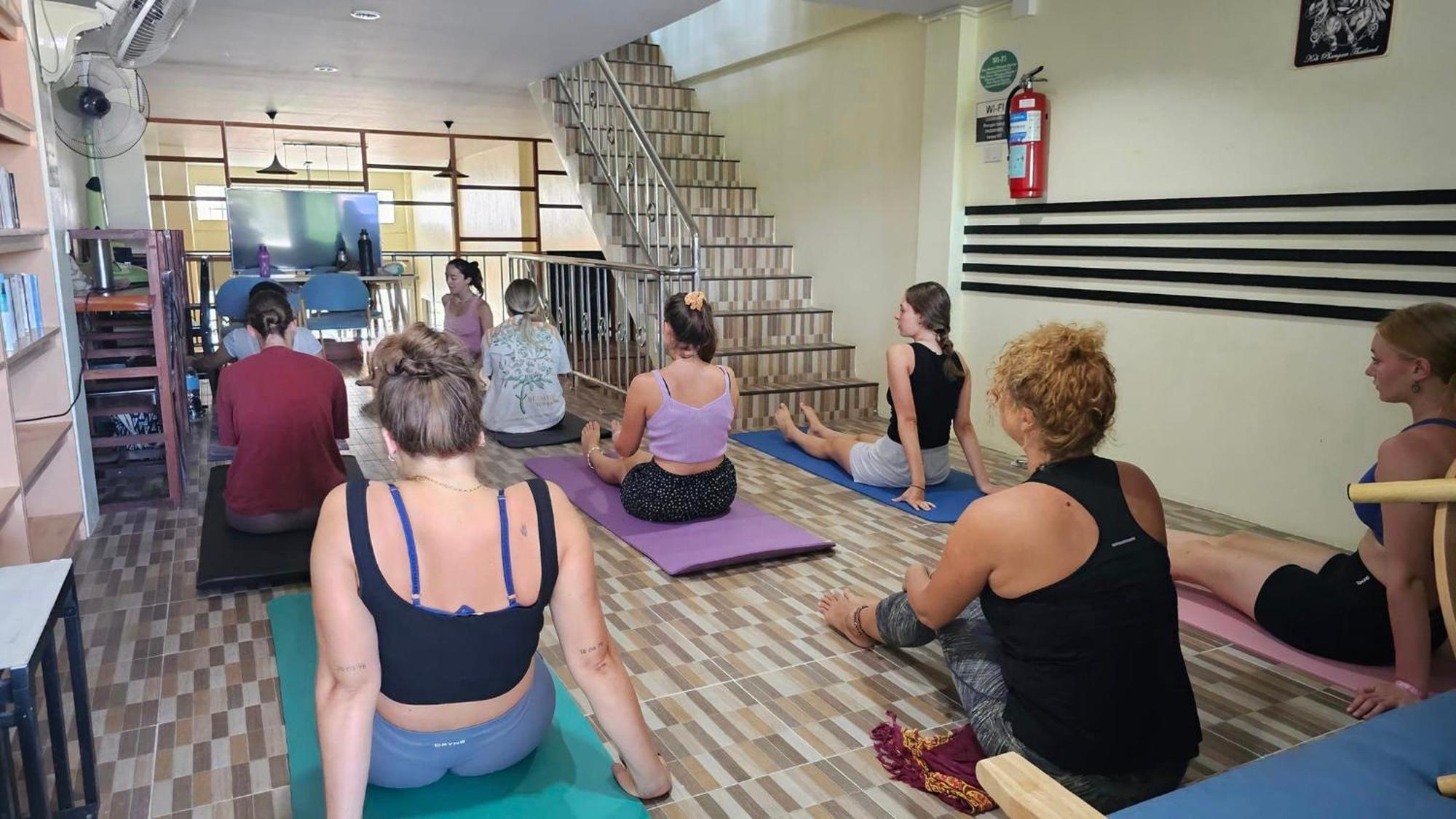 Phangan Barsay Hostel Thongsala Zewnętrze zdjęcie